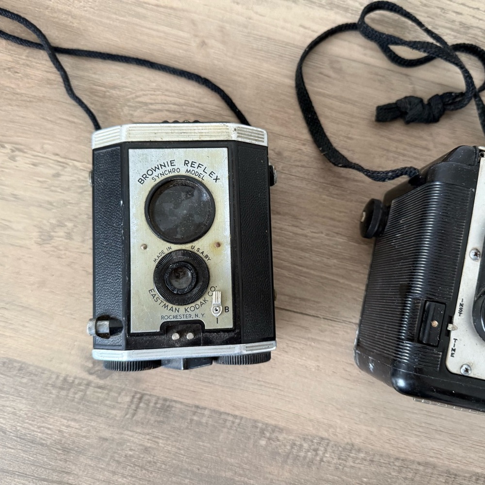 3 Vintage Cameras UNTESTED - Picture 4 of 8